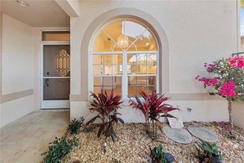Villa ou maison à vendre à Sarasota, Floride: 3 chambres, 196.95 m2 № 2097331 - photo 6