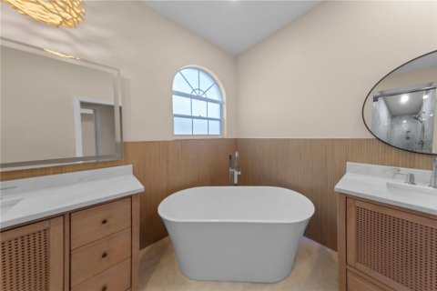 Villa ou maison à vendre à Sarasota, Floride: 3 chambres, 196.95 m2 № 2097331 - photo 18