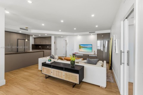 Copropriété à vendre à Miami, Floride: 2 chambres, 153.29 m2 № 2083911 - photo 8