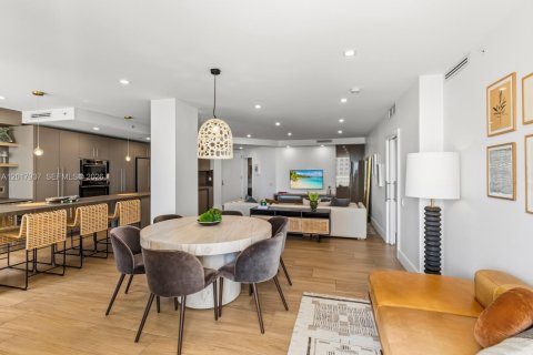 Copropriété à vendre à Miami, Floride: 2 chambres, 153.29 m2 № 2083911 - photo 11