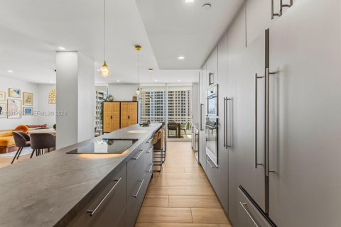 Copropriété à vendre à Miami, Floride: 2 chambres, 153.29 m2 № 2083911 - photo 16