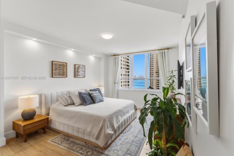 Copropriété à vendre à Miami, Floride: 2 chambres, 153.29 m2 № 2083911 - photo 19
