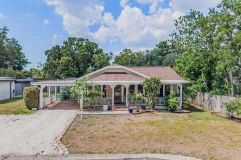 Casa en venta en Clearwater, Florida, 2 dormitorios, 130.99 m2 № 2118100 - foto 3
