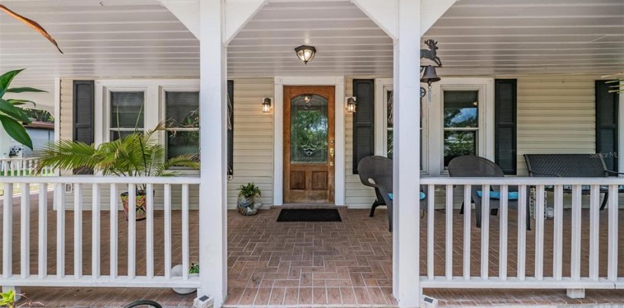 Casa en Clearwater, Florida 2 dormitorios, 130.99 m2 № 2118100