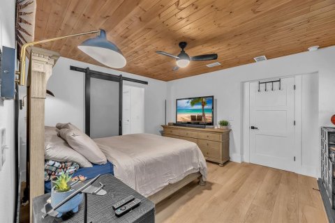 Купить виллу или дом в Тампа, Флорида 8 комнат, 171.31м2, № 2433121 - фото 18