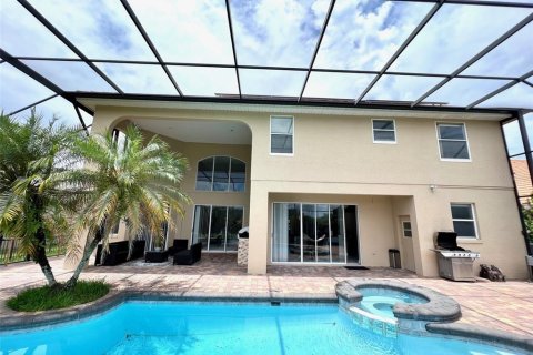 Casa en alquiler en Orlando, Florida, 5 dormitorios, 380.99 m2 № 1743349 - foto 4