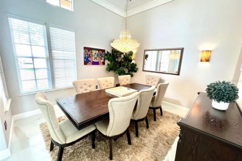 Casa en alquiler en Orlando, Florida, 5 dormitorios, 380.99 m2 № 1743349 - foto 12