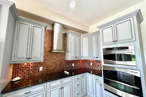 Casa en alquiler en Orlando, Florida, 5 dormitorios, 380.99 m2 № 1743349 - foto 15