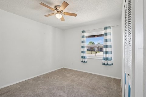 House in Brandon, Florida 3 bedrooms, 153.29 sq.m. № 2103629 - photo 29