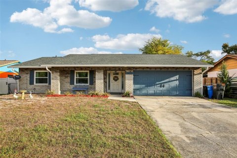 Villa ou maison à Brandon, Floride 3 chambres, 153.29 m2 № 2103629