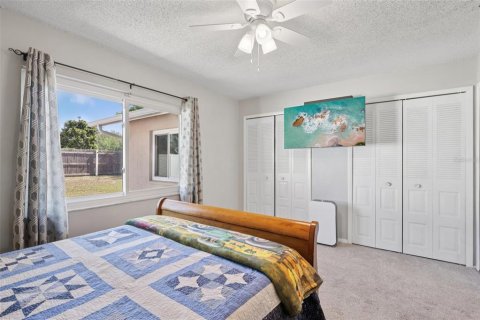 House in Brandon, Florida 3 bedrooms, 153.29 sq.m. № 2103629 - photo 28