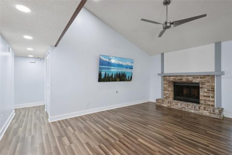 House in Brandon, Florida 3 bedrooms, 153.29 sq.m. № 2103629 - photo 3