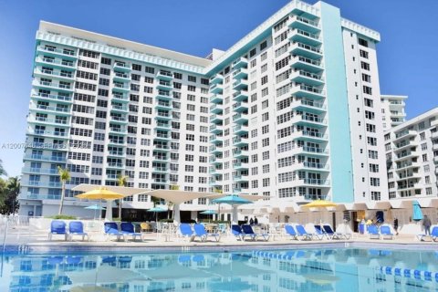 Appartement à Miami Beach, Floride 2 chambres, 111.48 m2 № 2154867