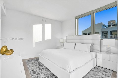 Copropriété à louer à Miami, Floride: 2 chambres, 103.68 m2 № 2042037 - photo 3