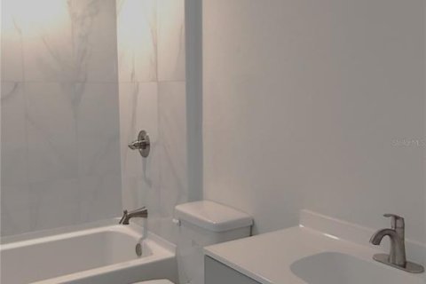 Appartement à louer à Winter Haven, Floride: 2 chambres, 88.26 m2 № 1847047 - photo 5