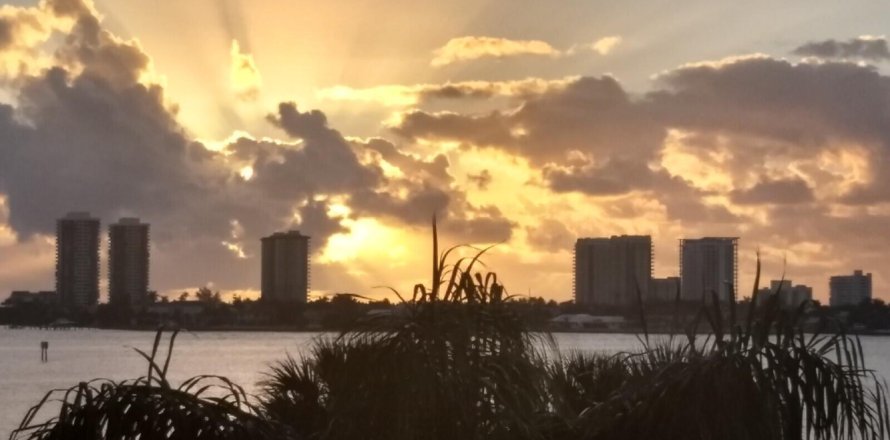 Condo à Lake Park, Floride, 2 chambres № 1171290