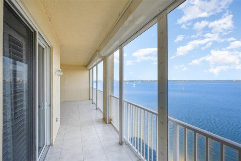 Condo in Merrit Island, Florida, 3 bedrooms  № 1616561 - photo 15