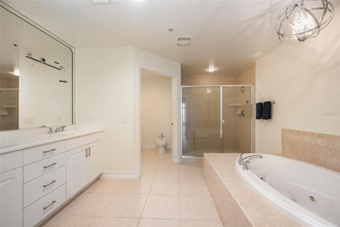Condo in Merrit Island, Florida, 3 bedrooms  № 1616561 - photo 9