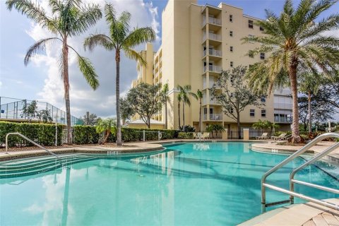 Condo in Merrit Island, Florida, 3 bedrooms  № 1616561 - photo 22