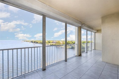 Condo in Merrit Island, Florida, 3 bedrooms  № 1616561 - photo 2