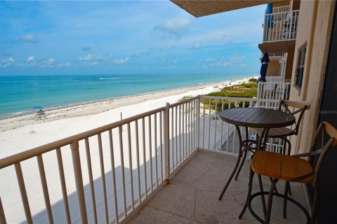 Copropriété à louer à Indian Shores, Floride: 2 chambres, 91.97 m2 № 2114806 - photo 23