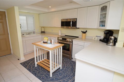 Copropriété à louer à Indian Shores, Floride: 2 chambres, 91.97 m2 № 2114806 - photo 9
