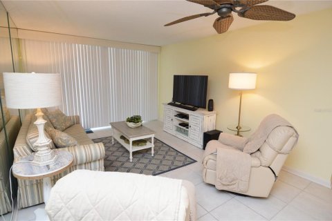 Copropriété à louer à Indian Shores, Floride: 2 chambres, 91.97 m2 № 2114806 - photo 20
