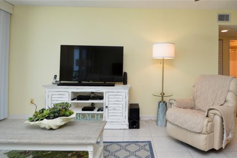 Copropriété à louer à Indian Shores, Floride: 2 chambres, 91.97 m2 № 2114806 - photo 30