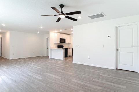 Casa en venta en North Port, Florida, 3 dormitorios, 148.64 m2 № 1898554 - foto 9