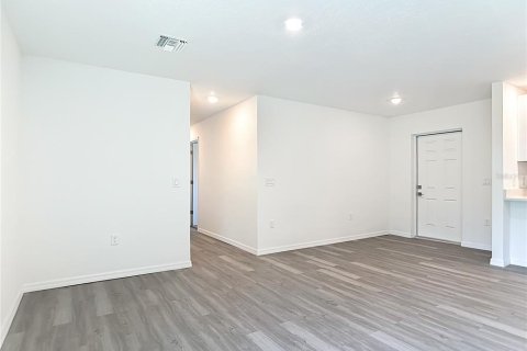 Casa en venta en North Port, Florida, 3 dormitorios, 148.64 m2 № 1898554 - foto 5