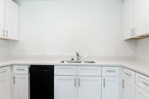 Casa en venta en North Port, Florida, 3 dormitorios, 148.64 m2 № 1898554 - foto 16