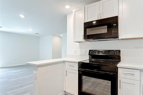 Casa en venta en North Port, Florida, 3 dormitorios, 148.64 m2 № 1898554 - foto 19