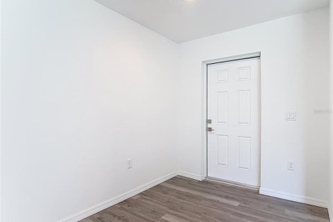 Casa en venta en North Port, Florida, 3 dormitorios, 148.64 m2 № 1898554 - foto 4