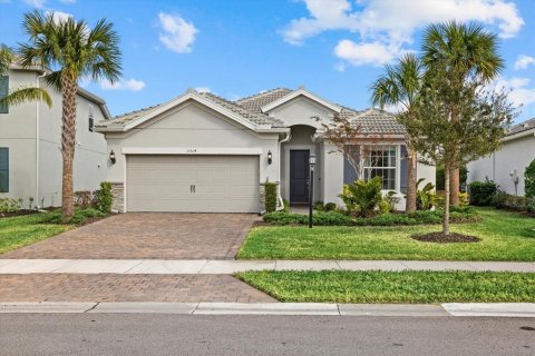 Casa en alquiler en Bradenton, Florida, 3 dormitorios, 185.8 m2 № 1904435 - foto 3