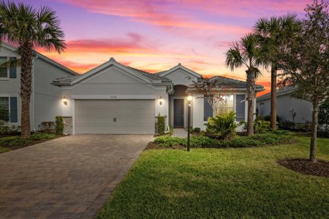 Casa en alquiler en Bradenton, Florida, 3 dormitorios, 185.8 m2 № 1904435 - foto 1