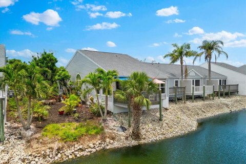 House in Bradenton, Florida 3 bedrooms, 143.72 sq.m. № 1733548 - photo 6