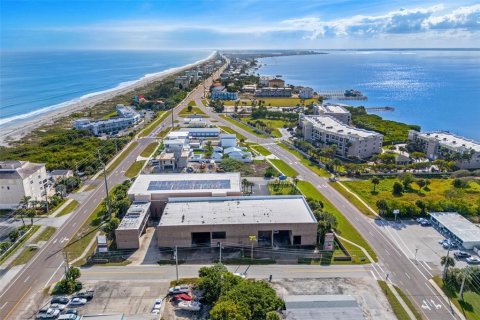Immobilier commercial à vendre à Cocoa Beach, Floride № 2103524 - photo 3