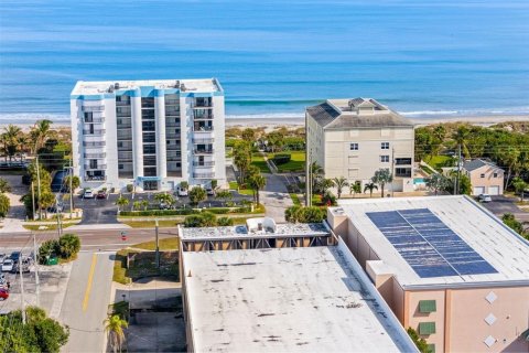 Immobilier commercial à vendre à Cocoa Beach, Floride № 2103524 - photo 4