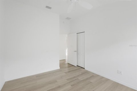 Casa en venta en The Villages, Florida, 3 dormitorios, 187.29 m2 № 1904913 - foto 28