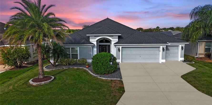 Casa en The Villages, Florida 3 dormitorios, 187.29 m2 № 1904913