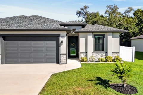 Commercial property in Port Charlotte, Florida 6 bedrooms, 259.29 sq.m. № 2402770 - photo 25