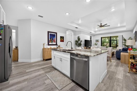Commercial property in Port Charlotte, Florida 6 bedrooms, 259.29 sq.m. № 2402770 - photo 6