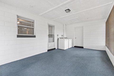 Купить виллу или дом в Уайлдвуд, Флорида 6 комнат, 107.3м2, № 2149628 - фото 25