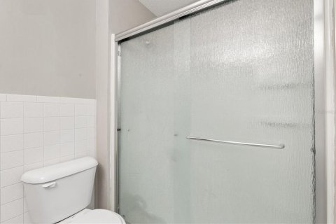 Купить виллу или дом в Уайлдвуд, Флорида 6 комнат, 107.3м2, № 2149628 - фото 23