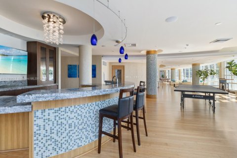 Condo in Miami, Florida, 1 bedroom  № 1726249 - photo 23