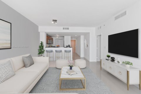 Condo in Miami, Florida, 1 bedroom  № 1726249 - photo 9