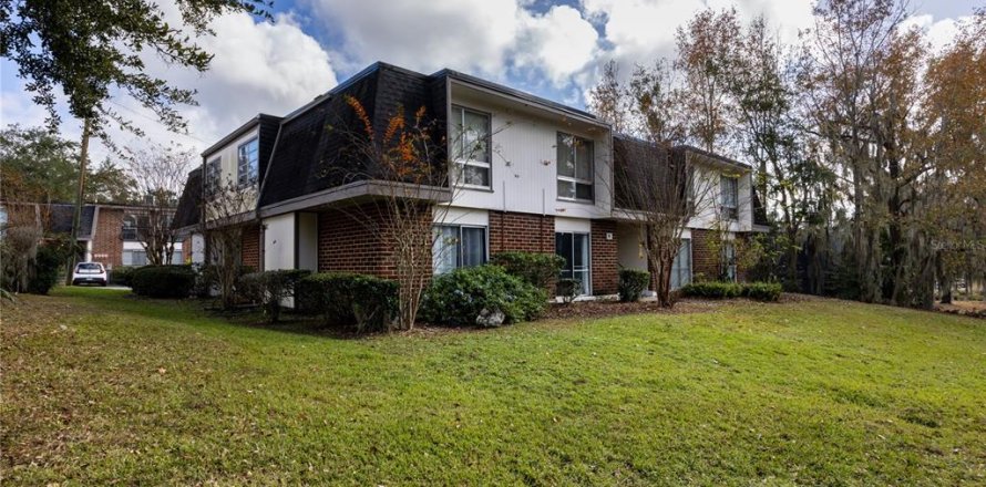 Condominio en Gainesville, Florida, 2 dormitorios № 1720124