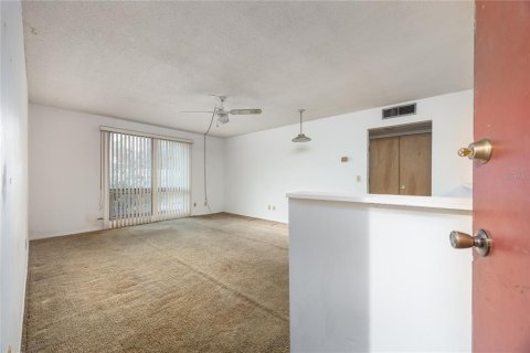 Condominio en venta en Gainesville, Florida, 2 dormitorios, 79.25 m2 № 1720124 - foto 3