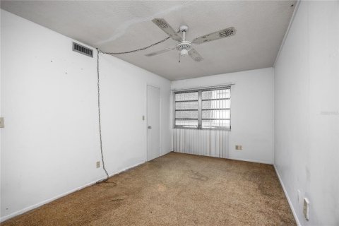Condominio en venta en Gainesville, Florida, 2 dormitorios, 79.25 m2 № 1720124 - foto 13