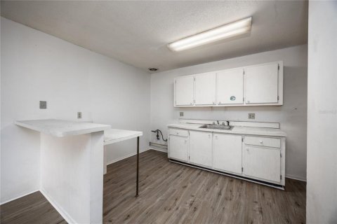 Condominio en venta en Gainesville, Florida, 2 dormitorios, 79.25 m2 № 1720124 - foto 9